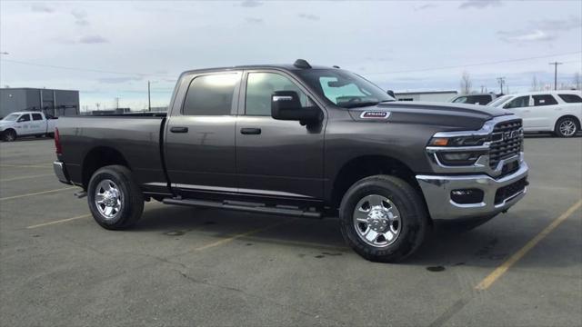 2025 RAM Ram 3500 RAM 3500 TRADESMAN CREW CAB 4X4 64 BOX