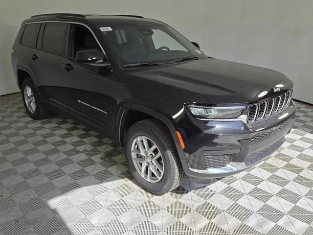 2025 Jeep Grand Cherokee GRAND CHEROKEE L LAREDO 4X4