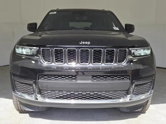 2025 Jeep Grand Cherokee GRAND CHEROKEE L LAREDO 4X4