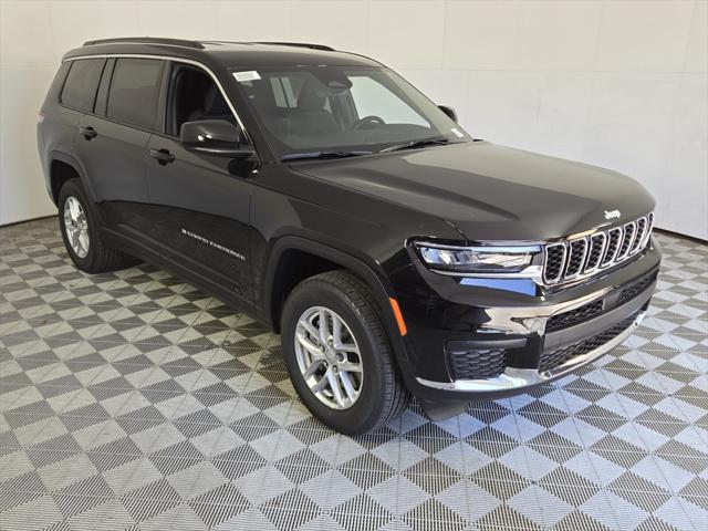 2025 Jeep Grand Cherokee GRAND CHEROKEE L LAREDO 4X4