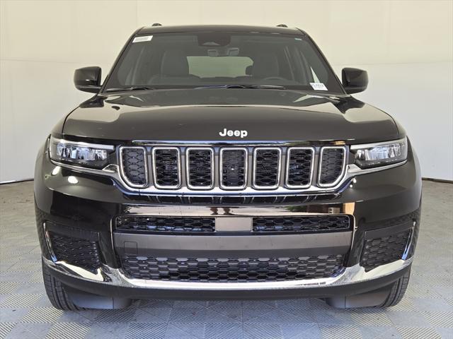 2025 Jeep Grand Cherokee GRAND CHEROKEE L LAREDO 4X4