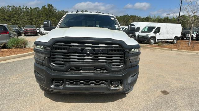2025 RAM Ram 3500 RAM 3500 TRADESMAN CREW CAB 4X4 64 BOX