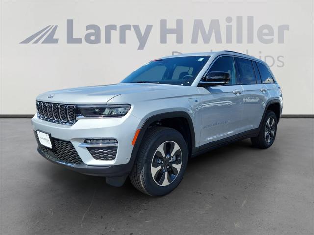2025 Jeep Grand Cherokee 4xe GRAND CHEROKEE 4xe 2025 Jeep Grand Cherokee 4xe GRAND CHEROKEE 4xe