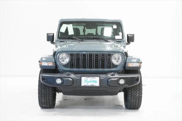 2025 Jeep Gladiator GLADIATOR NIGHTHAWK 4X4