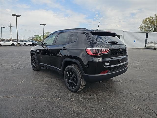 2025 Jeep Compass COMPASS LATITUDE 4X4