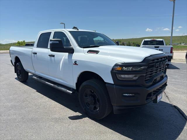 2025 RAM Ram 3500 RAM 3500 TRADESMAN CREW CAB 4X4 8 BOX 2025 RAM Ram 3500 RAM 3500 TRADESMAN CREW CAB 4X4 8 BOX