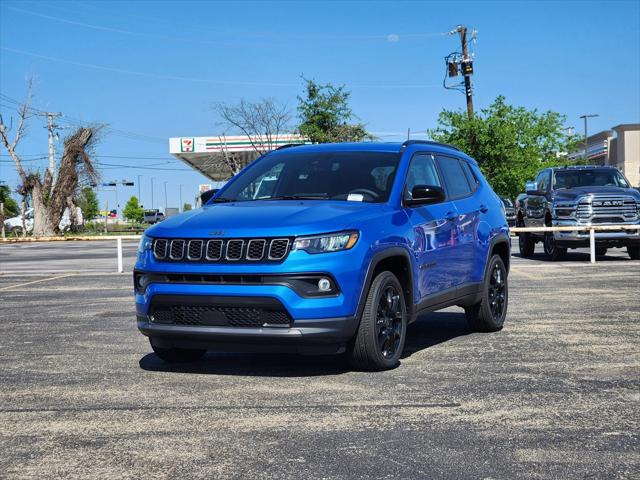 2025 Jeep Compass COMPASS LATITUDE 4X4