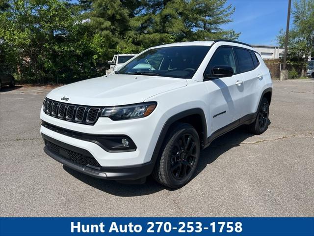2025 Jeep Compass COMPASS LATITUDE 4X4