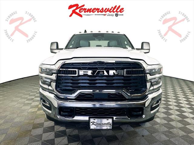 2025 RAM Ram 3500 RAM 3500 TRADESMAN CREW CAB 4X4 64 BOX