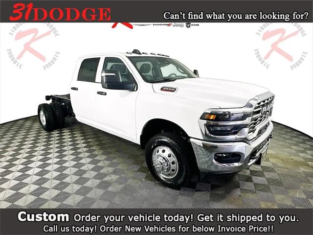 2025 RAM Ram 3500 Chassis Cab RAM 3500 TRADESMAN CREW CAB CHASSIS 4X4 60 CA