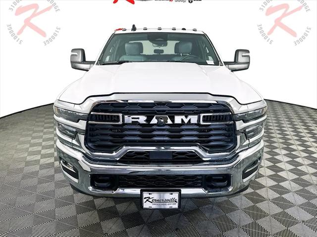 2025 RAM Ram 3500 Chassis Cab RAM 3500 TRADESMAN CREW CAB CHASSIS 4X4 60 CA