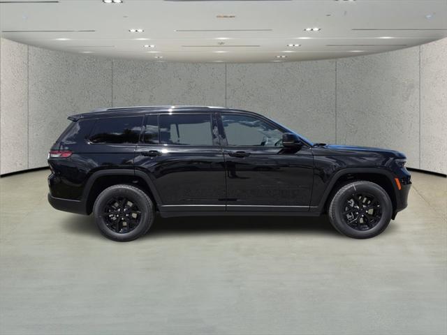 2025 Jeep Grand Cherokee GRAND CHEROKEE L ALTITUDE 4X4