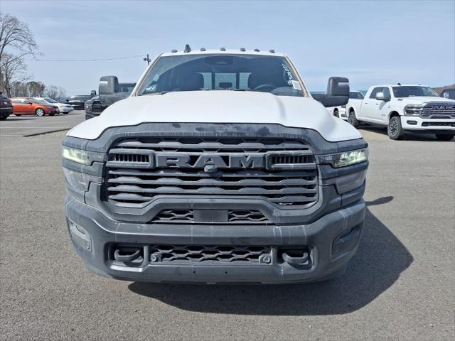 2025 RAM Ram 3500 RAM 3500 TRADESMAN CREW CAB 4X4 8 BOX