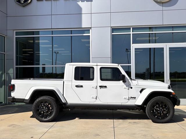 2025 Jeep Gladiator GLADIATOR NIGHTHAWK 4X4