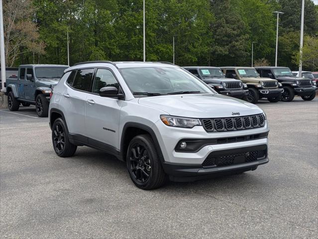 2025 Jeep Compass COMPASS LATITUDE 4X4
