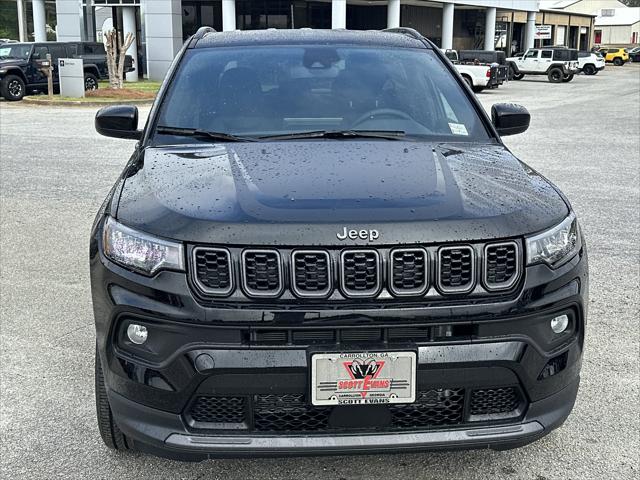 2025 Jeep Compass COMPASS LATITUDE 4X4