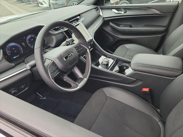2025 Jeep Grand Cherokee GRAND CHEROKEE L ALTITUDE X 4X2