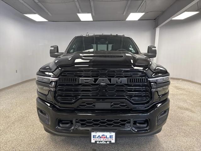 2025 RAM Ram 3500 RAM 3500 LARAMIE CREW CAB 4X4 64 BOX