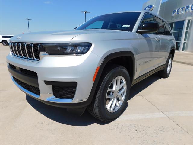 2025 Jeep Grand Cherokee GRAND CHEROKEE L LAREDO X 4X4