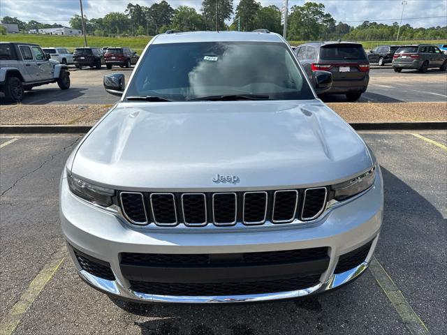 2025 Jeep Grand Cherokee GRAND CHEROKEE L LAREDO X 4X4