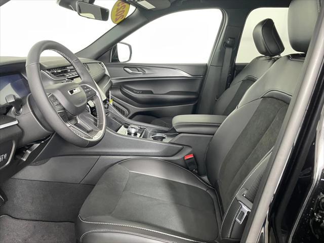 2025 Jeep Grand Cherokee GRAND CHEROKEE L ALTITUDE 4X4