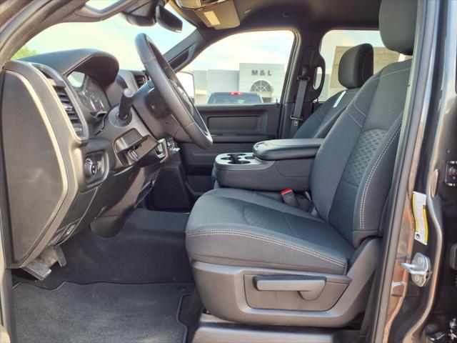 2025 RAM Ram 3500 RAM 3500 TRADESMAN CREW CAB 4X4 8 BOX