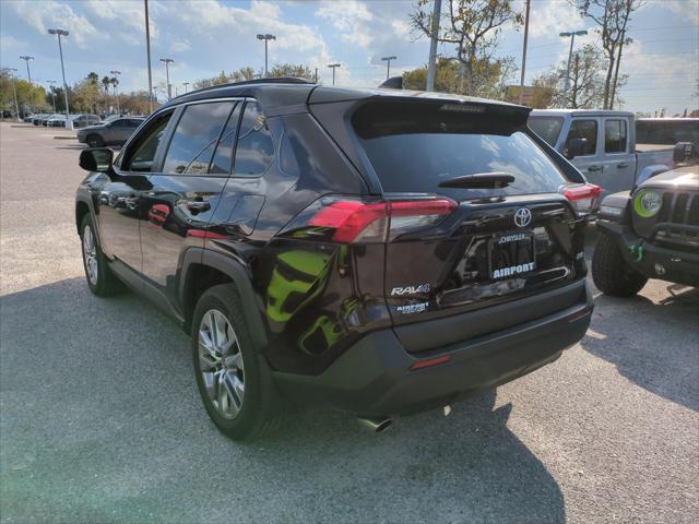 2024 Toyota RAV4 XLE Premium