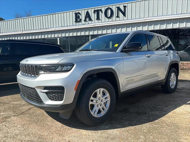 2025 Jeep Grand Cherokee GRAND CHEROKEE LAREDO 4X2