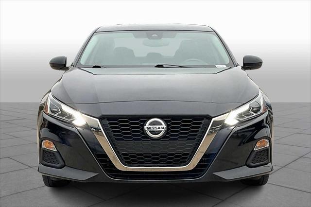 2022 Nissan Altima SR FWD