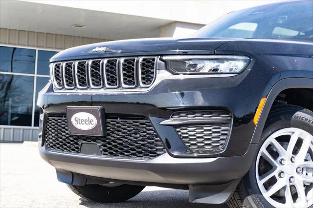2025 Jeep Grand Cherokee GRAND CHEROKEE LAREDO X 4X2