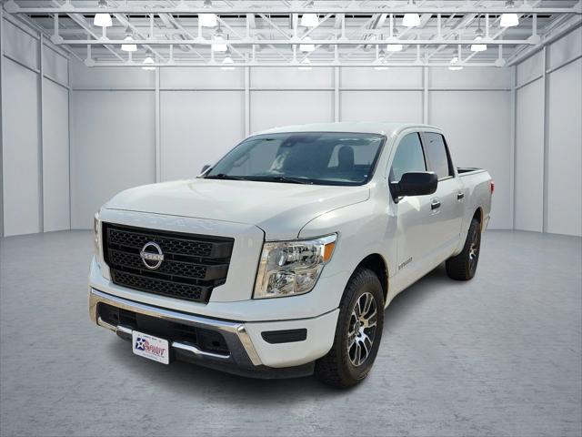 2023 Nissan TITAN Crew Cab SV 4x2