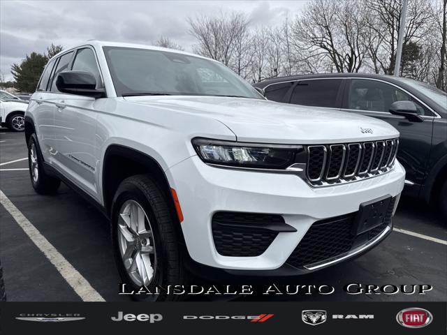 2023 Jeep Grand Cherokee Laredo X 4x4