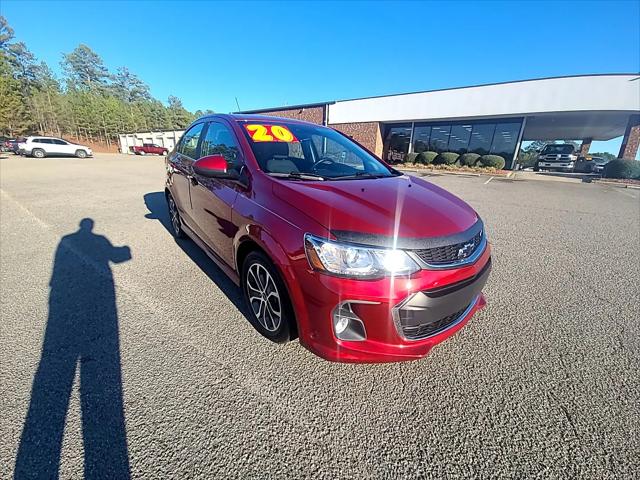 2020 Chevrolet Sonic FWD Sedan LT