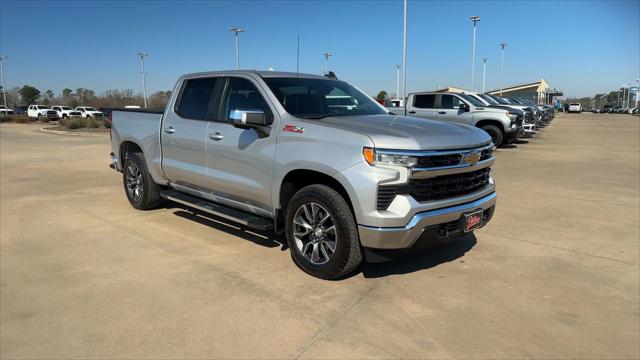 2022 Chevrolet Silverado 1500 4WD Crew Cab Standard Bed LT