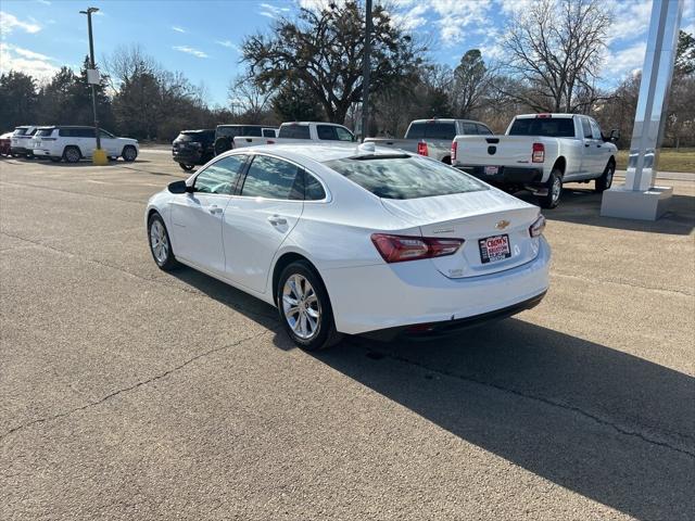 2022 Chevrolet Malibu FWD LT