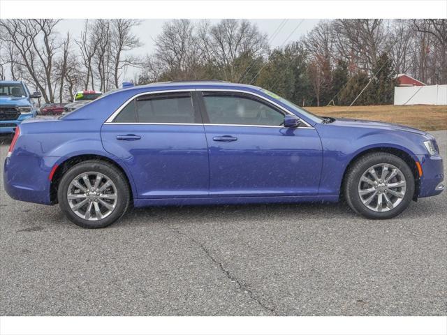 2019 Chrysler 300 Touring L AWD
