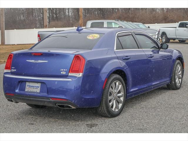 2019 Chrysler 300 Touring L AWD