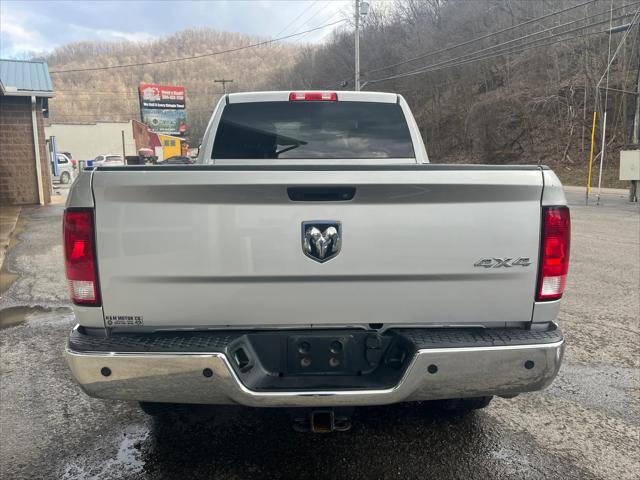 2017 RAM 2500 Tradesman Crew Cab 4x4 64 Box