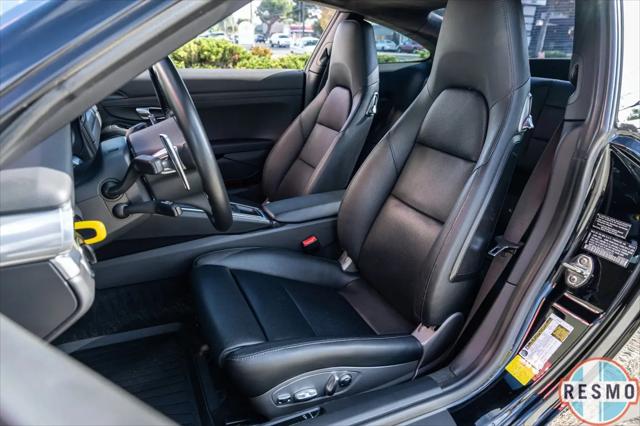 2013 Porsche 911 Carrera