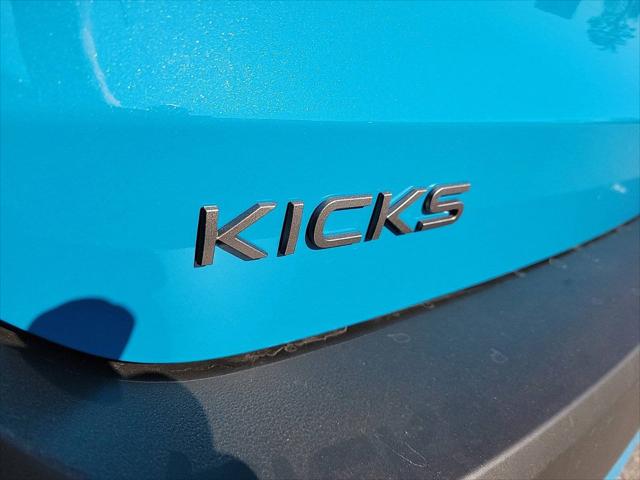 2025 Nissan Kicks SR FWD