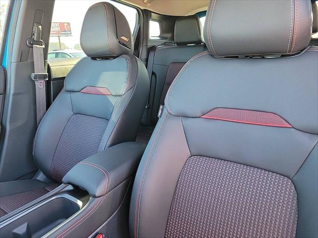2025 Nissan Kicks SR FWD
