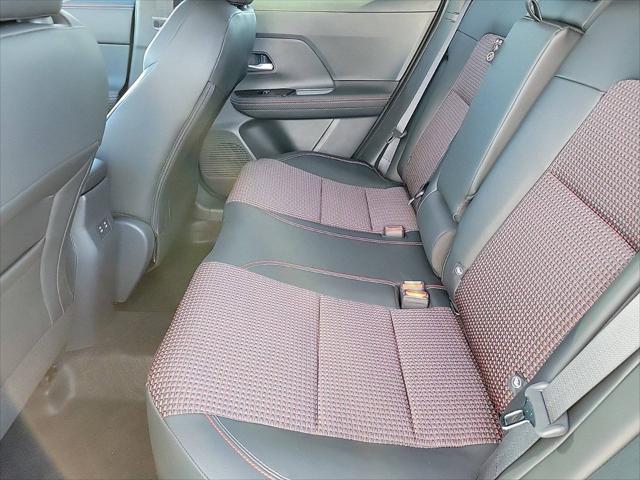 2025 Nissan Kicks SR FWD