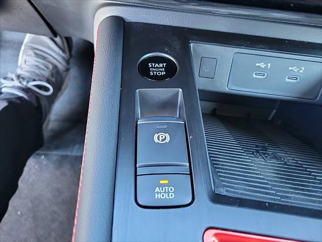 2025 Nissan Kicks SR FWD