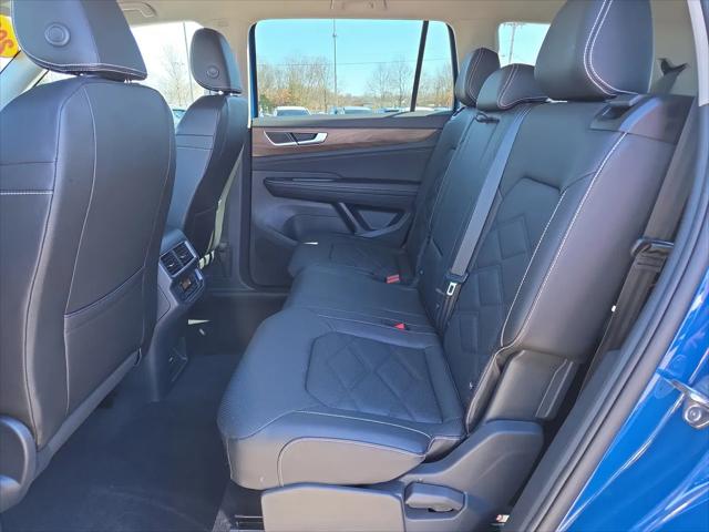 2025 Volkswagen Atlas 2.0T SE