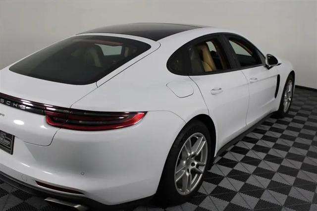 2017 Porsche Panamera 4