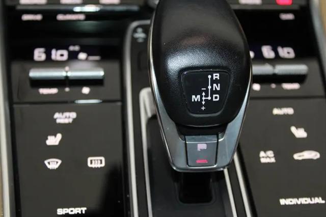 2017 Porsche Panamera 4