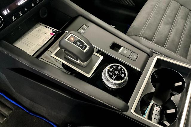 2025 Mitsubishi Outlander PHEV SE S-AWC