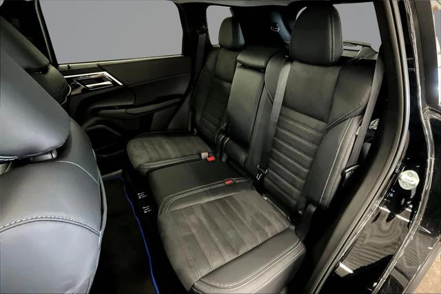 2025 Mitsubishi Outlander PHEV SE S-AWC