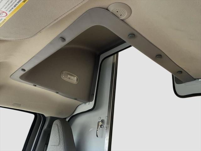 2025 GMC Savana Cutaway Work Van