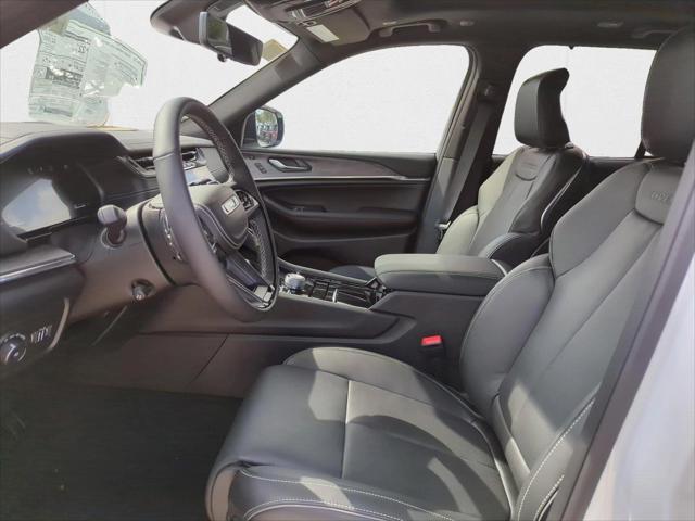 2025 Jeep Grand Cherokee Overland 4x4